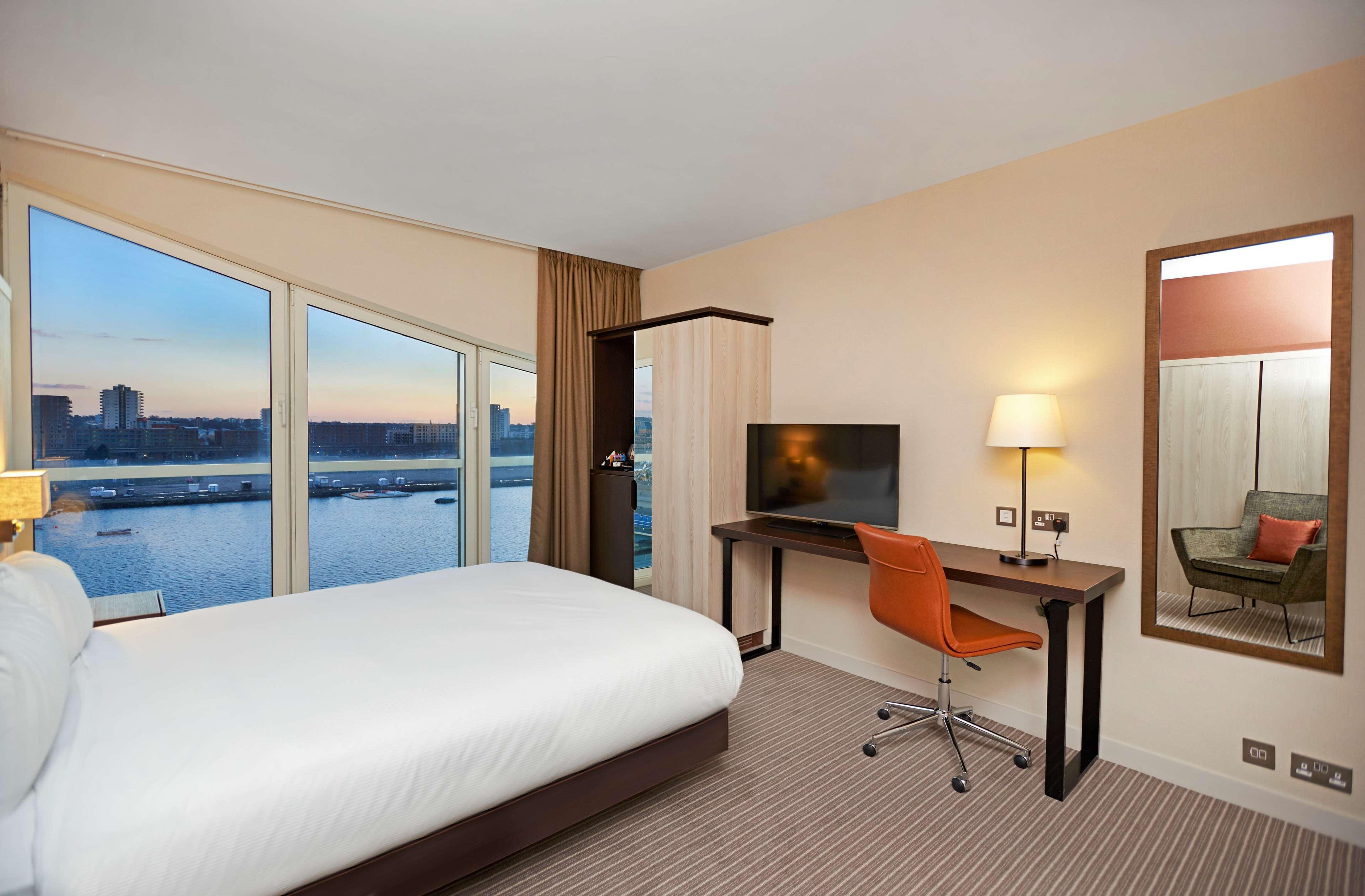 Doubletree By Hilton Excel Отель 4*
