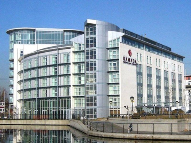 Отель Doubletree By Hilton Excel